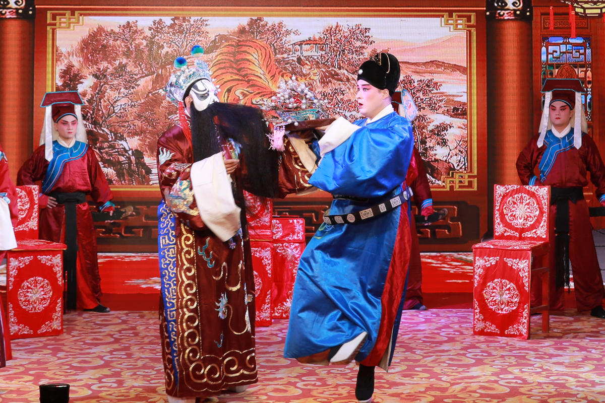 黄陂楚剧团开展经典作品学习提升青年演员业务技能