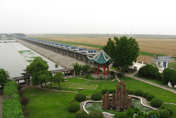 荆江分洪工程北闸旅游风景区
