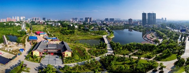 (蕲春县城区鸟瞰图)